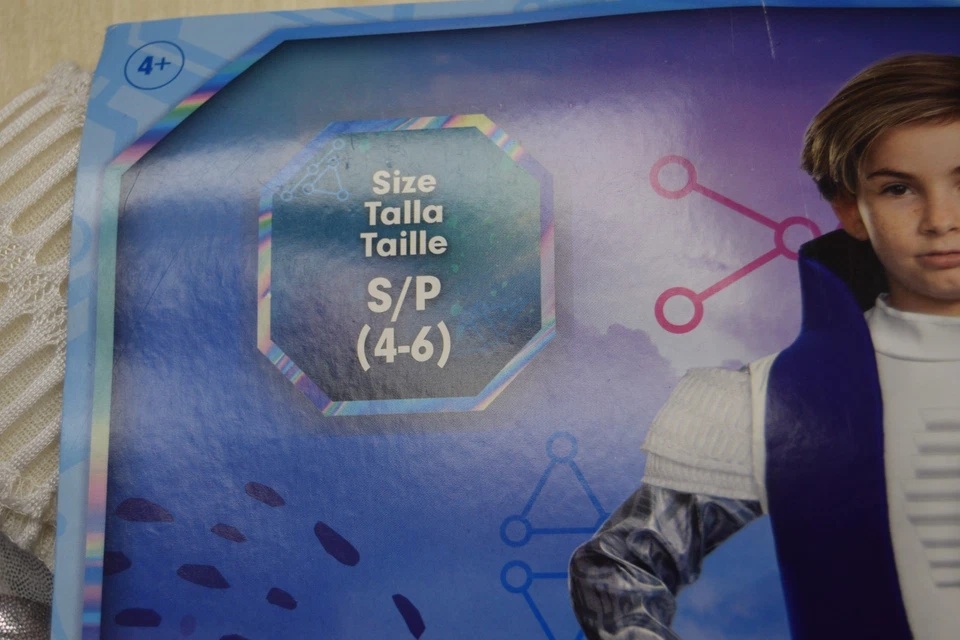 Zombies 3 A-SPEN 儿童服装,2 指左手套,尺寸 S (4-6),全新 — 第 2/4 张图片