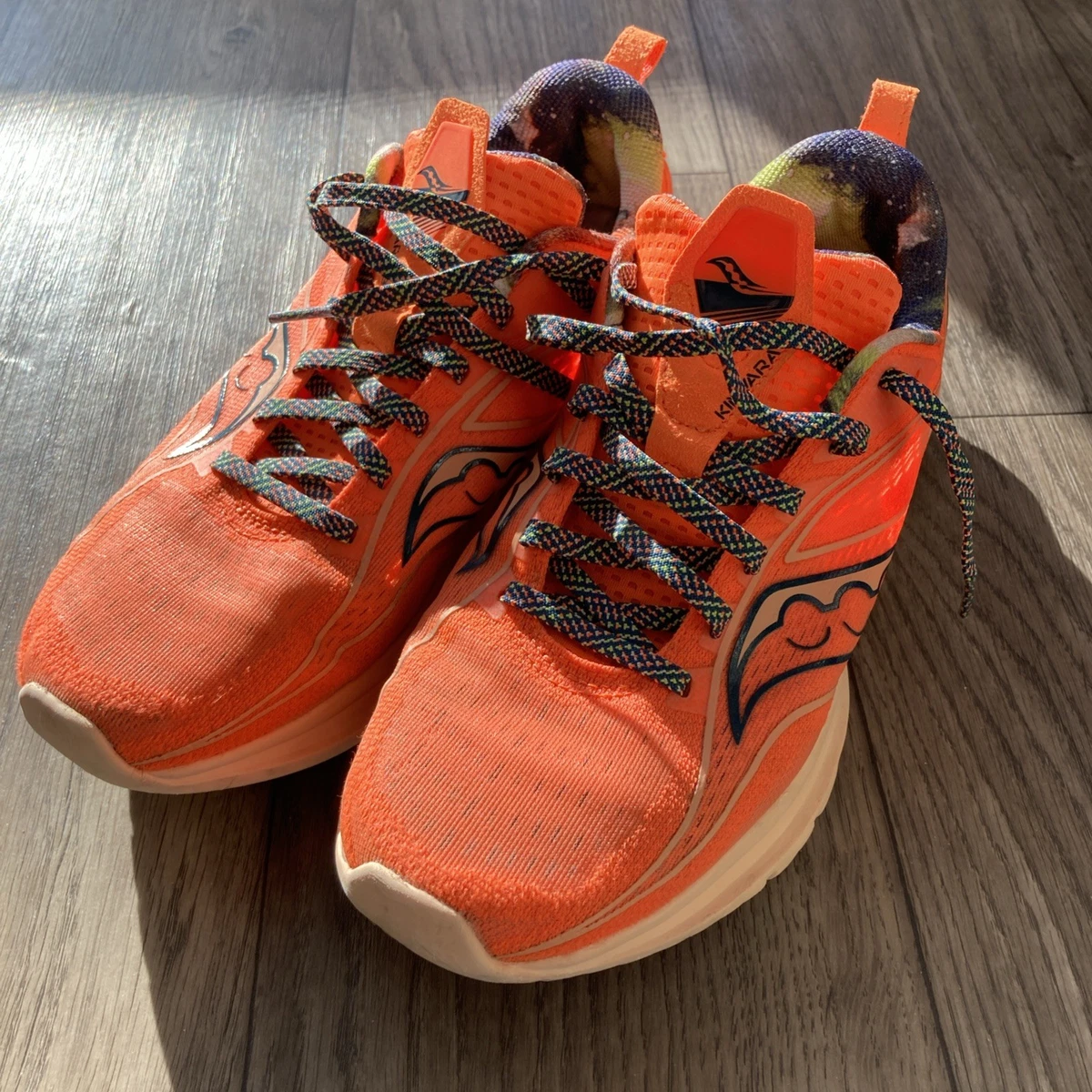 Saucony Kinvara 13 Mens Running Orange Purple Gradient PWRRUN Sneakers Size 10 Cut in half: Saucony Kinvara 13 Review | RunRepeat main image 4