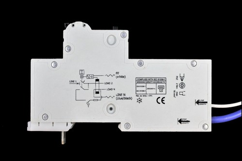 CRABTREE 20 AMP CURVE C 6kA 30mA RCBO TYPE A STARBREAKER 61/C12030 WC - Picture 2 of 7