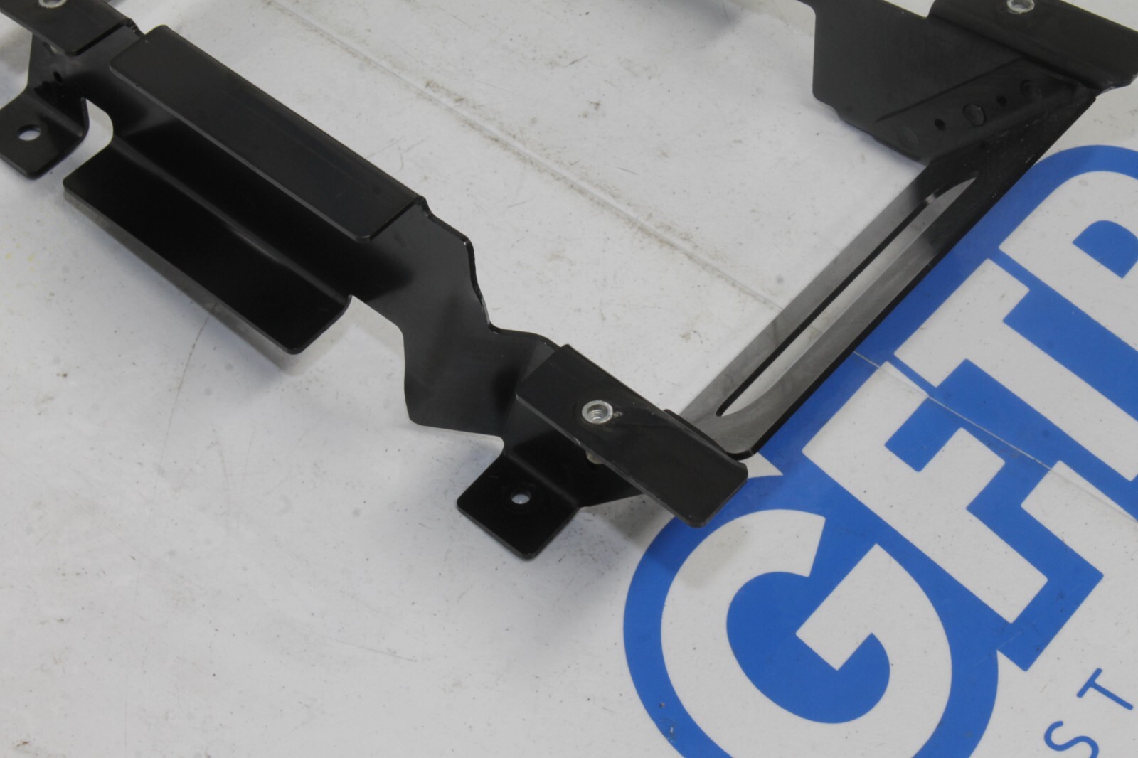 12-14 MCLAREN MP4-12C 12C 570 650 OEM RH RIGHT PASSENGER FLOOR BRACKET 11N0893CP