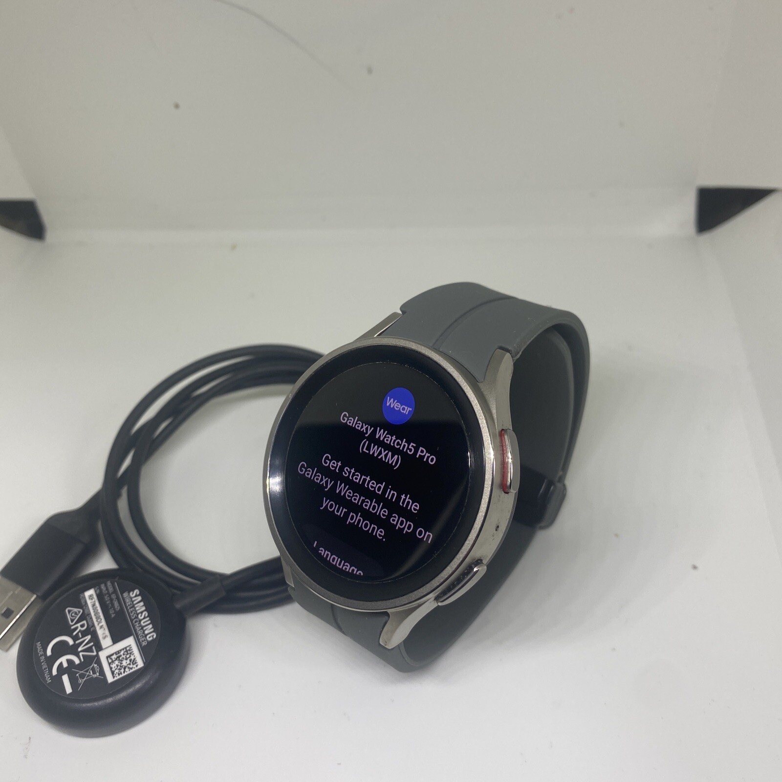 Samsung Galaxy Watch5 Pro 45mm - 4G LTE - SM-R925 Aluminium Smartwatch - Silver