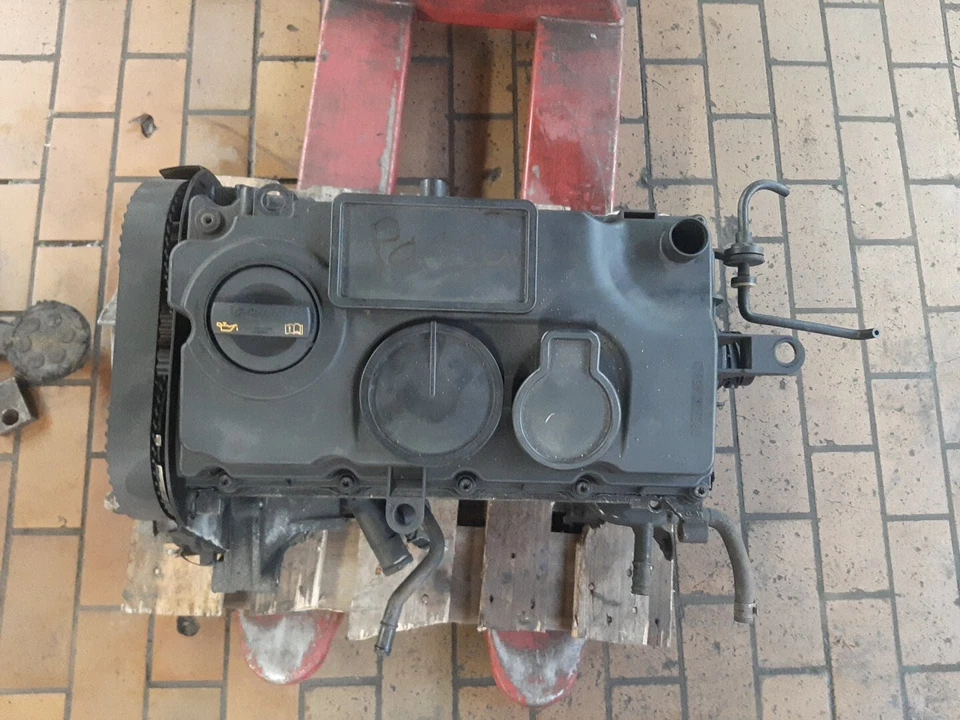 Blocco motore 03G 1896 CCM 125 KW VW Passat 3C 2.0 TDI anno 2007 - Immagine 3 di 4
