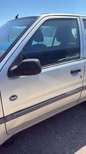 Retroviseur gauche (ou coque) Peugeot 106