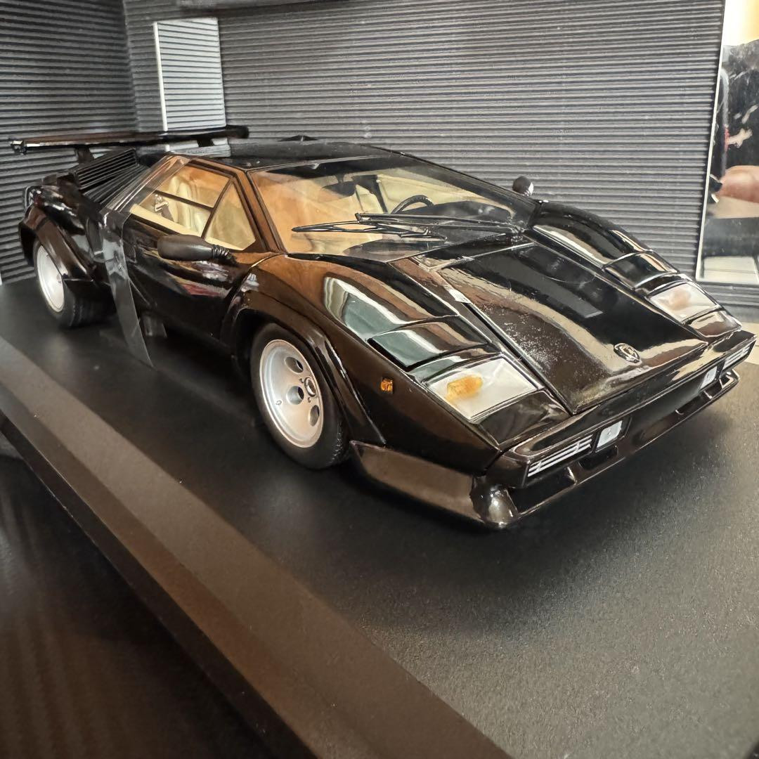 ●Kyosho Lamborghini Countach LP500 Lamborghini Countach LP500 Quattrovalvole Yellow KYOSHO 1/18