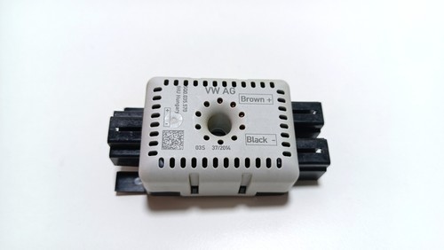 VW GOLF VII 5G1, BQ1, BE1, BE2 Antennenverst‰rker  5Q0035570 2014 20352680