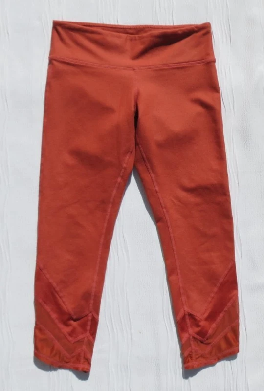 alo-yoga spice low rise yoga 22” capri cropped alosoft euc leggings