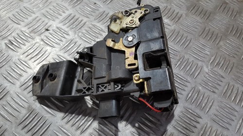 Türschloss Zentralverriegelung Tür Vorne Rechts  Volkswagen Pa DE255799-44