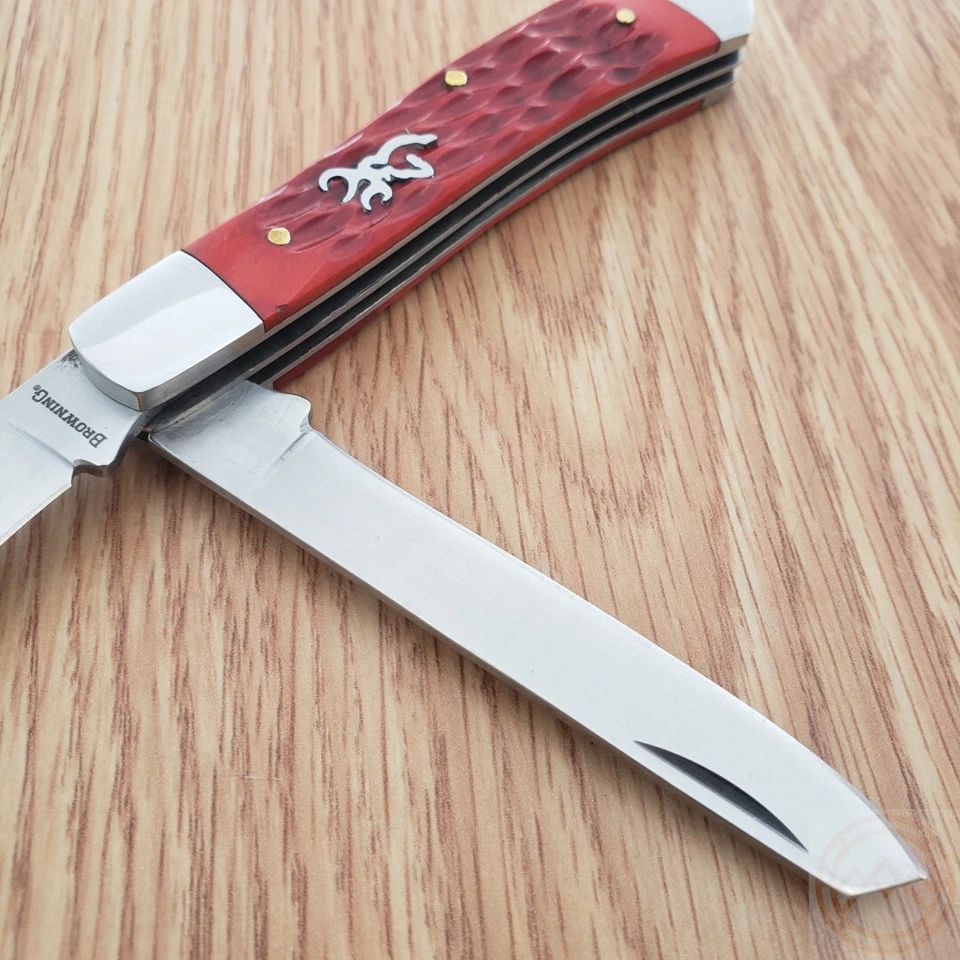 Faca de bolso Browning Trapper lâminas de aço inoxidável cabo de osso irregular vermelho - Imagem 3 de 4