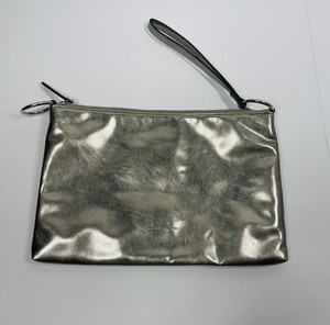 large silver clutch bolsa