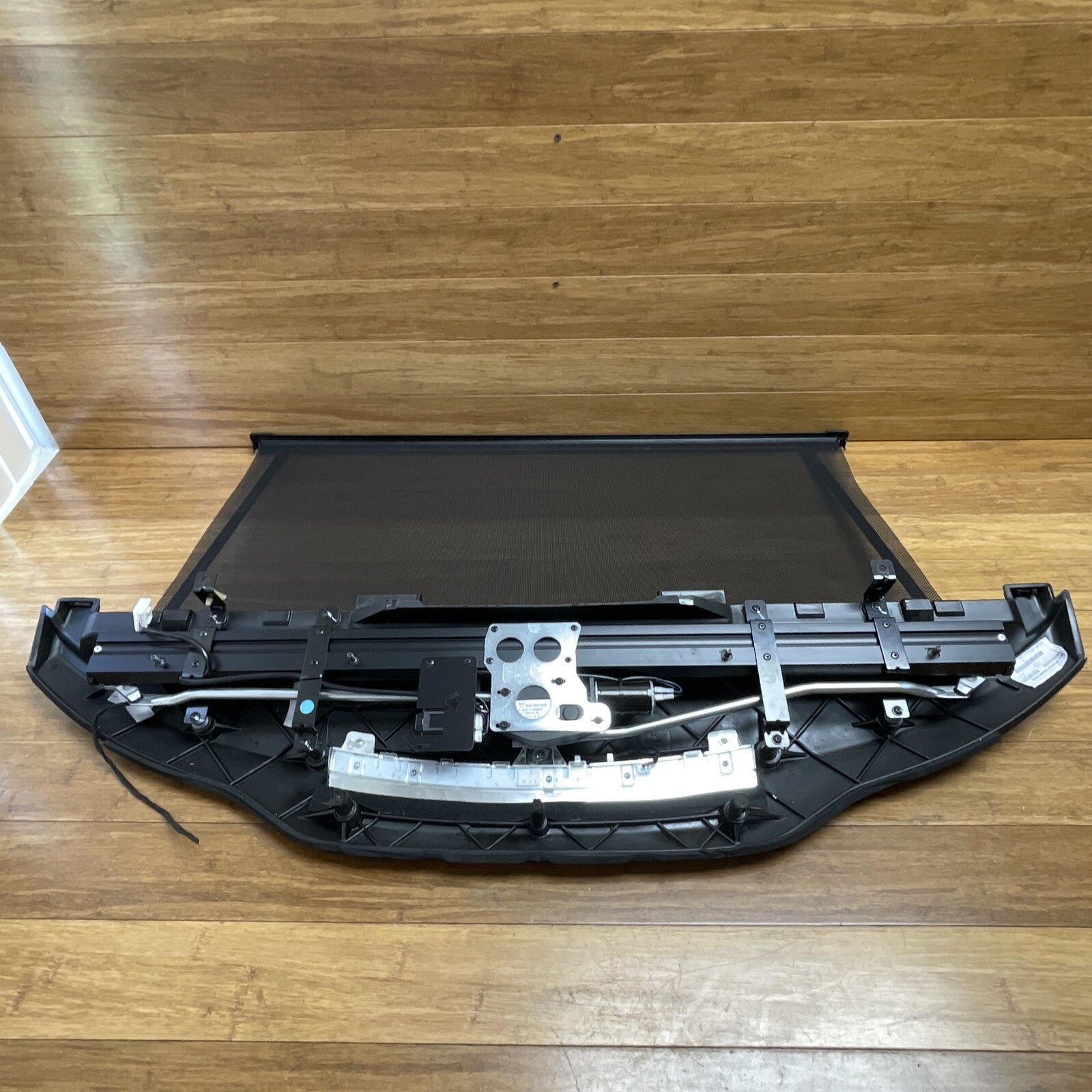 2014-2019 Maserati Ghibli Glass Parcel Tray Sunshade OEM 06700193920