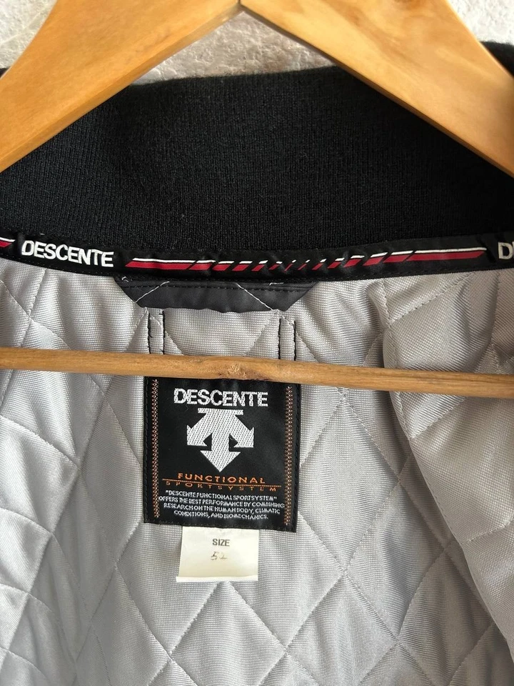 Descente Audi SSV FSS Switzerland demi-season quilted jacket - Image 4 of 4