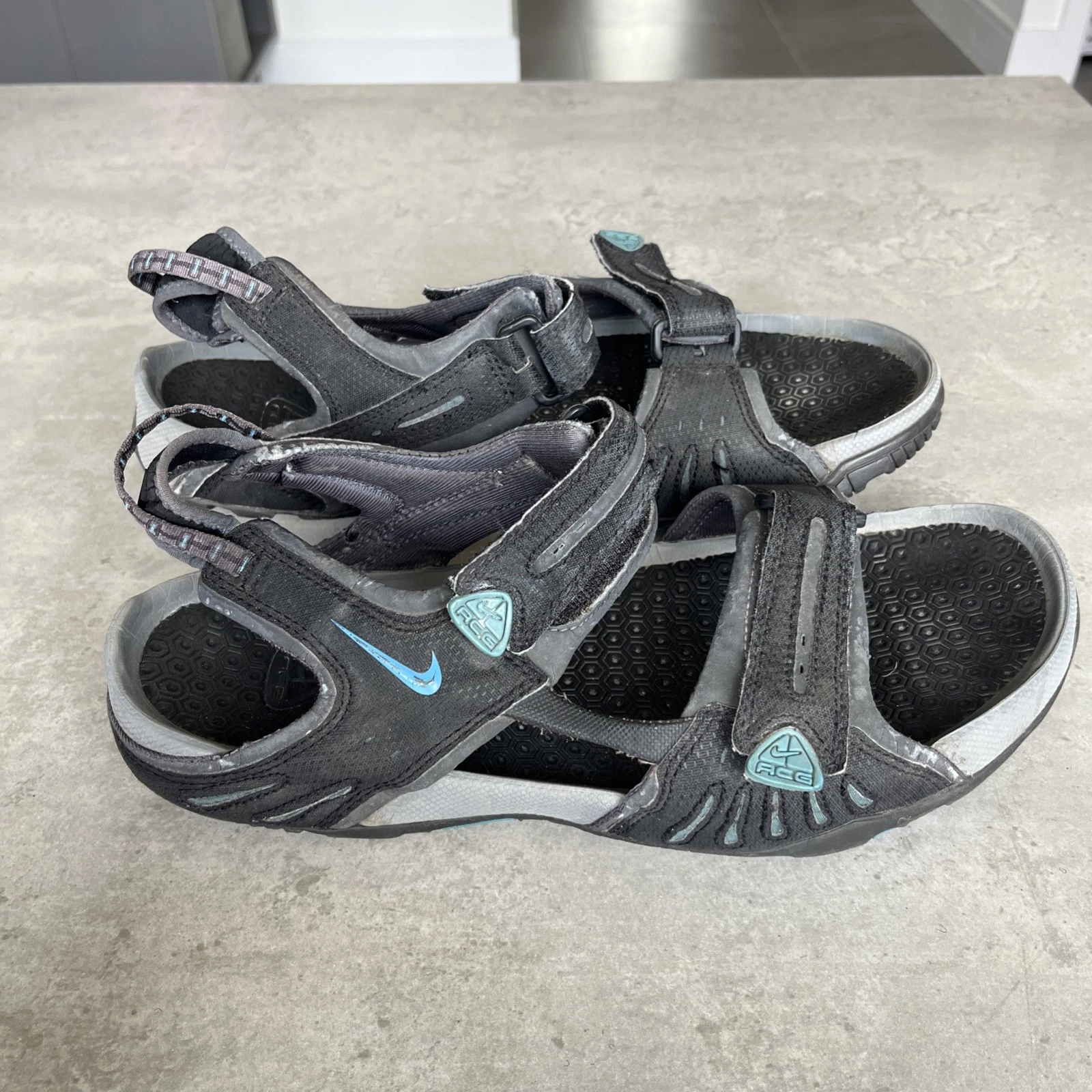 Nike ACG Santiam 4 sandali sportivi uomo UK 10 neri vintage 2010