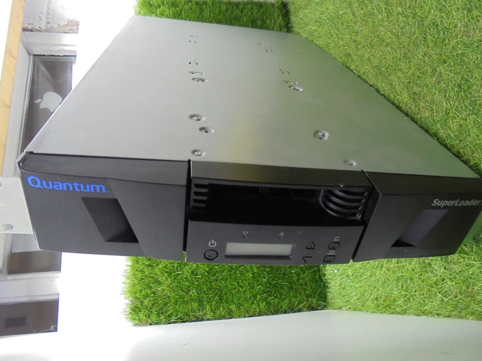 Quantum Superloader 3 L700 LTO-6 SAS Tape Drive Autoloader TESTED WORKING #3H - Image 2 of 4