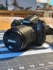 Nikon D7000 16.2MP Digital SLR Camera - Black AF-S Nikkor 18-105mm 1:3.5 5.6G 