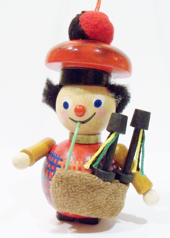 Steinbach Germany Scottish Bagpiper Bagpipe Player Wooden Wood Vintage Ornament