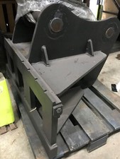 ITA Pallet Fork Carriage - To suit 15 - 18 Ton Excavator (80mm pin)