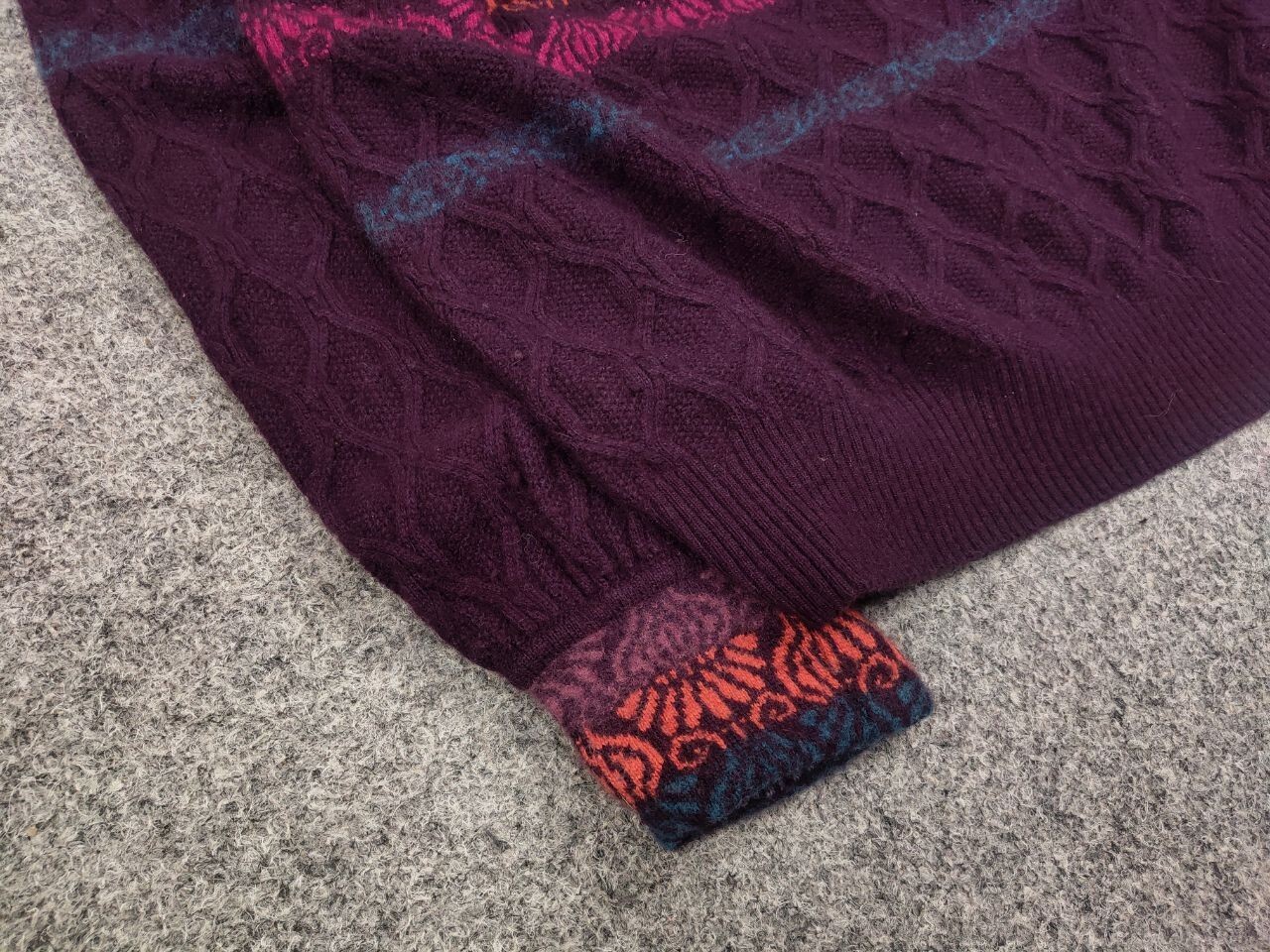 Ivko Structure pullover pattern Wool blackberry S… - image 6