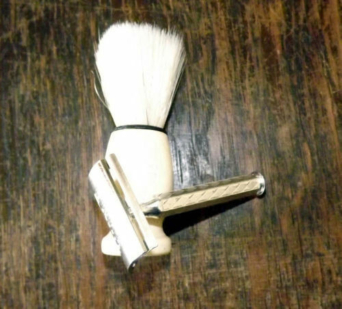 1939-1945 GERMAN SAFETY RAZOR & SHAVING BRUSH - WEHRMACHT WW2 repro (d2 ...