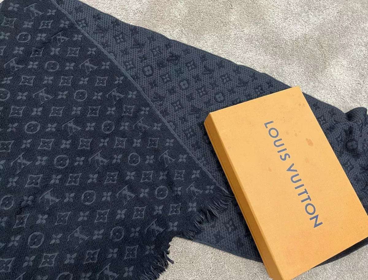 Authentic Louis Vuitton Monogram Echarpe Classic Scarf Shawl Wrap