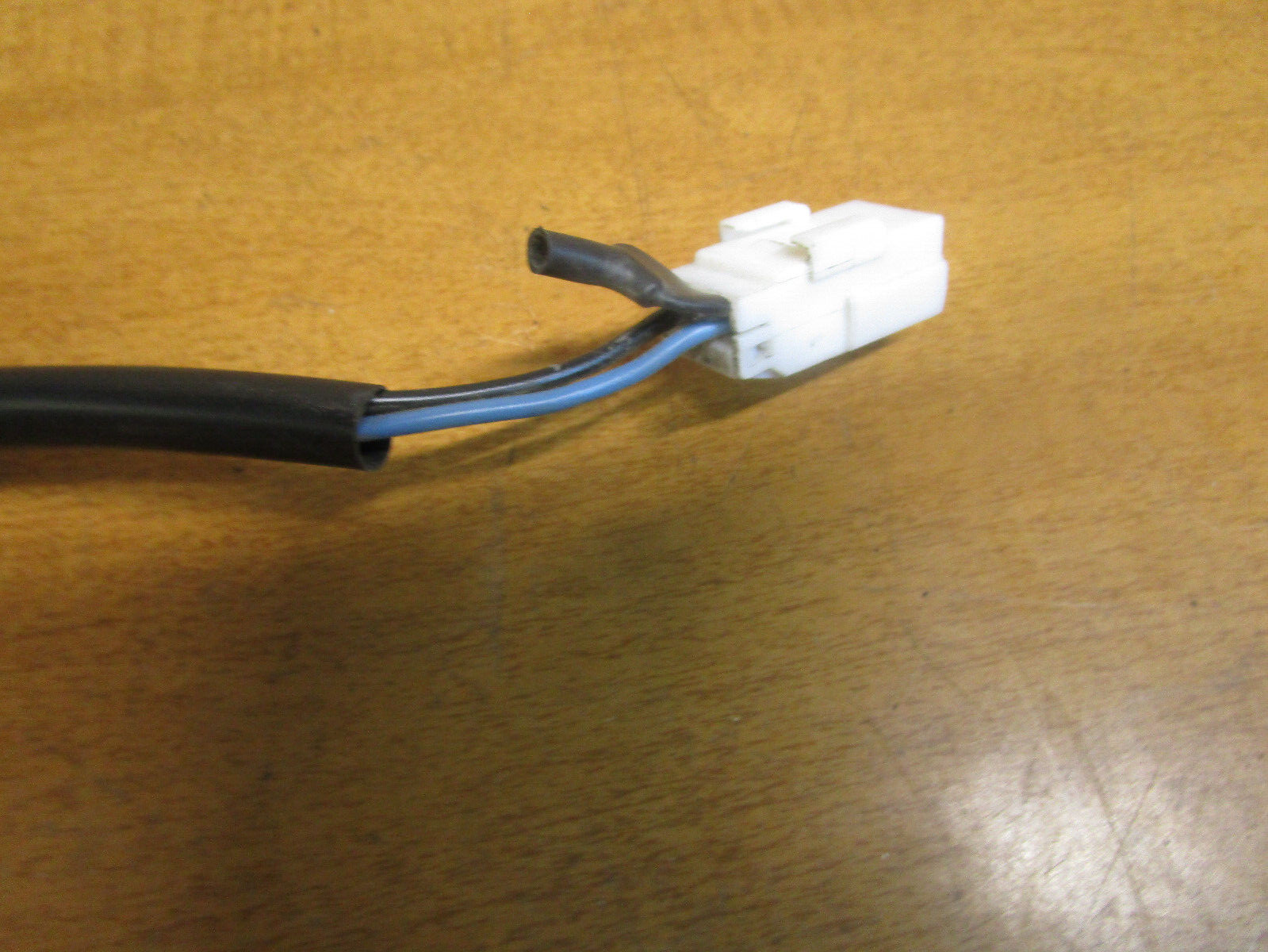 Maserati 4200 Spyder - Gas Door Opening Actuator  Part# 66241700