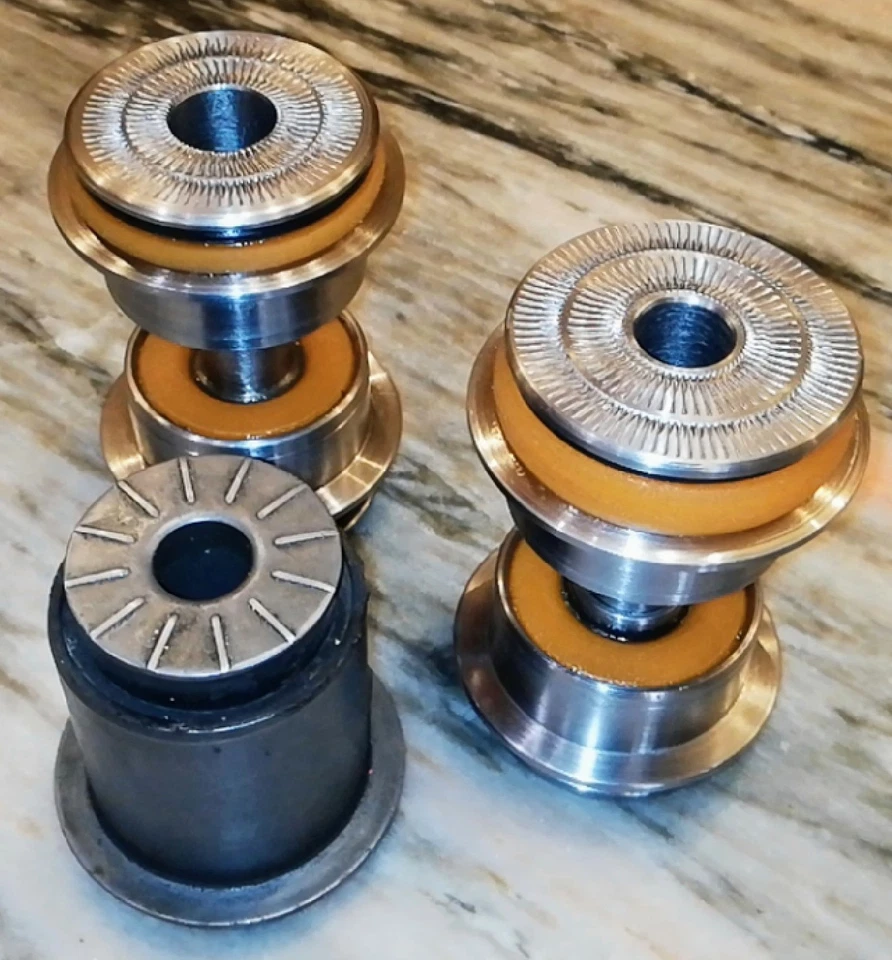 05-10 Jeep Grand Cherokee Commander Front LCA Bushings (2) Soft Poly (= K200181) - Image 3 of 4