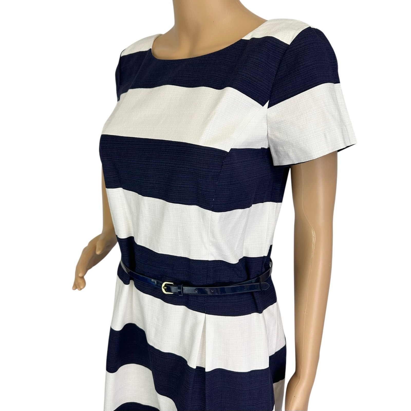 NWT Tommy Hilfiger Striped Dress Navy Blue White Belted Short Sleeve Size 10 thumbnail 6