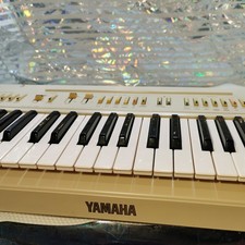 Ready To Use Yamaha PS-20 Portable Keyboard With UK Power Supply In Original Bag