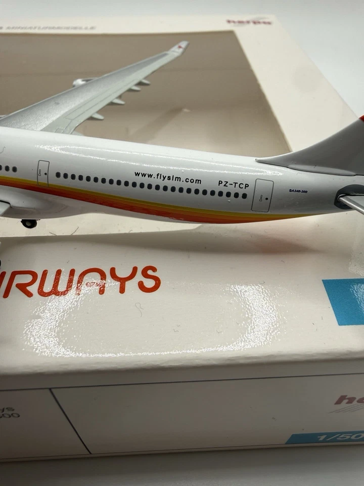Herpa Wings 1:500 Surinam Airways A340-300 - Immagine 4 di 4