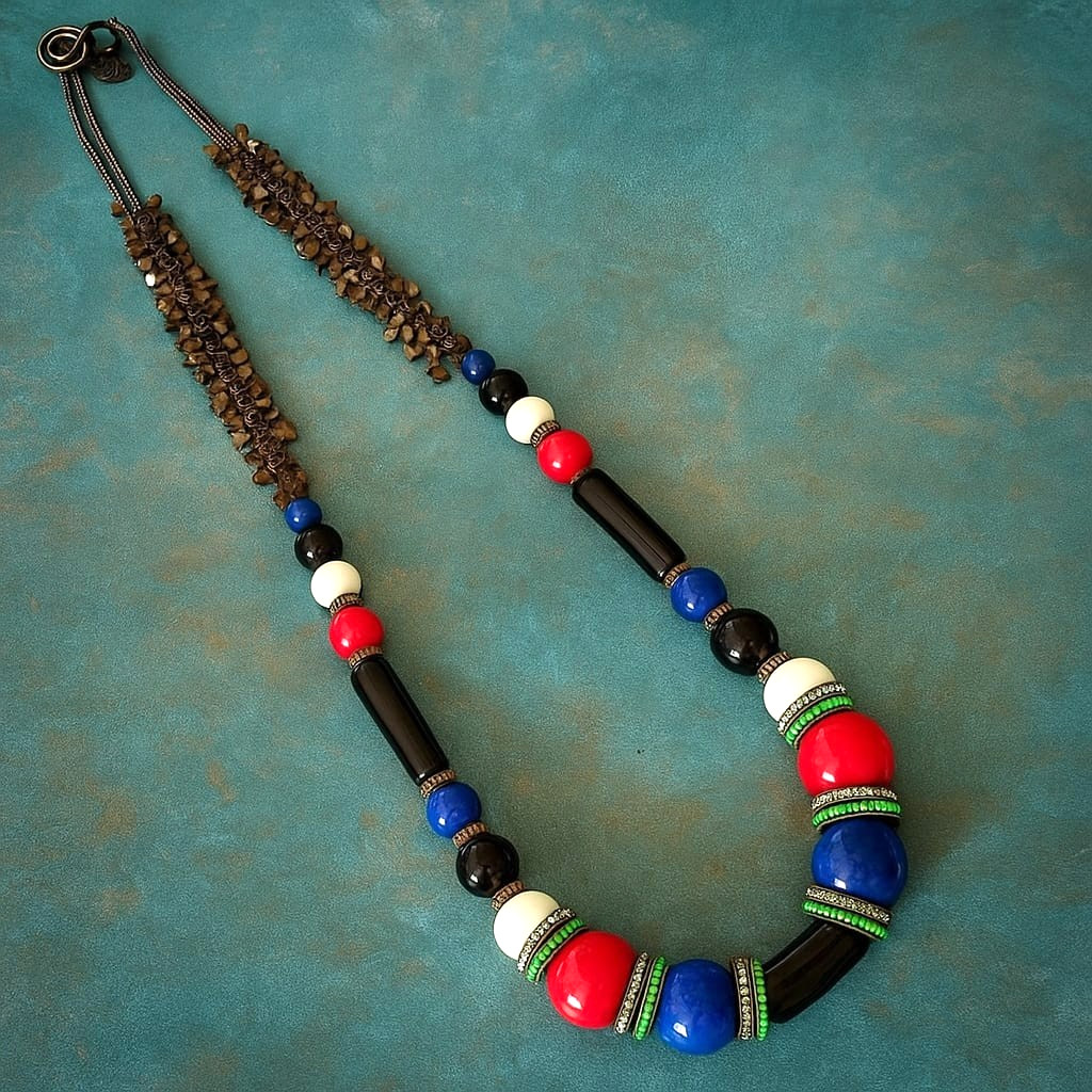 Vintage Moroccan Bakelite Statement Necklace Vene… - image 4