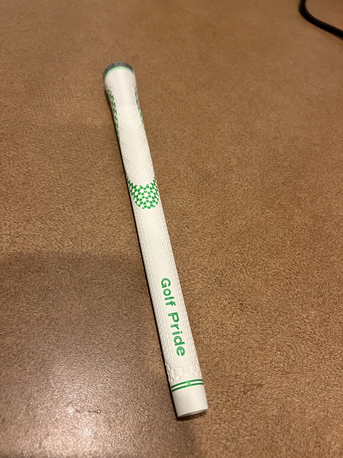 13 NEW Golf Pride NIION Golf Grips WHITE GREEN 60 Round eBay