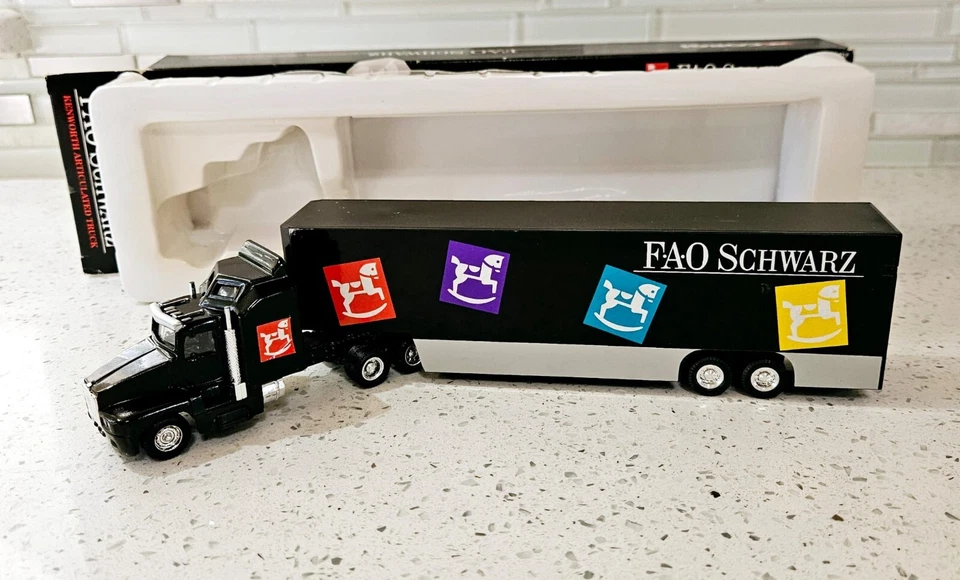 Corgi Kenworth Truck FAO Schwarz 1995 NIB - Image 2 of 4
