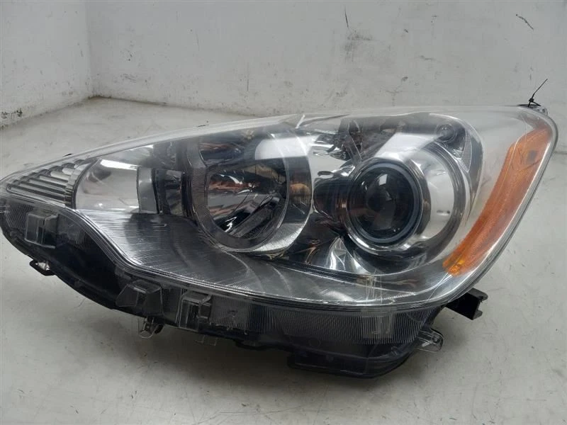 FARO IZQUIERDO CONDUCTOR TOYOTA PRIUS C VIN B3 7º Y 8º DÍGITOS 12 13 14 Foto 4 de 4