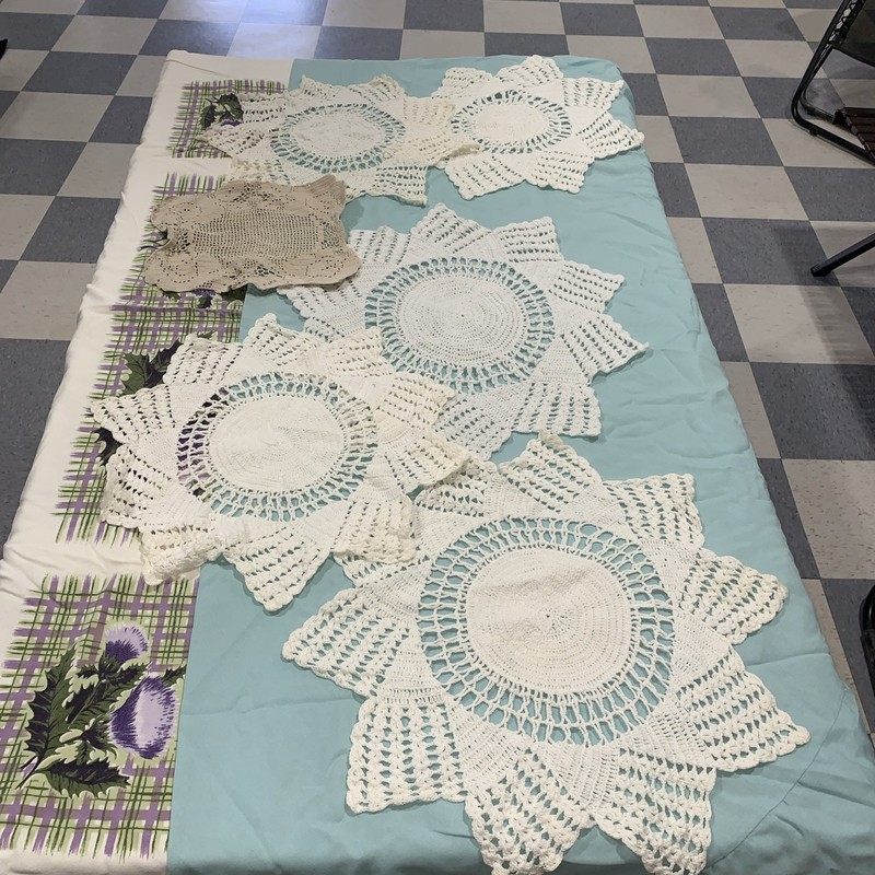 Lot/6 - Vintage Crochet Handmade Lace Dollies 3 Sizes Great For Crafting
