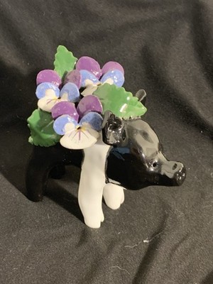Rita Jackson Studio Pottery Indiana, Black & white pog with flowers