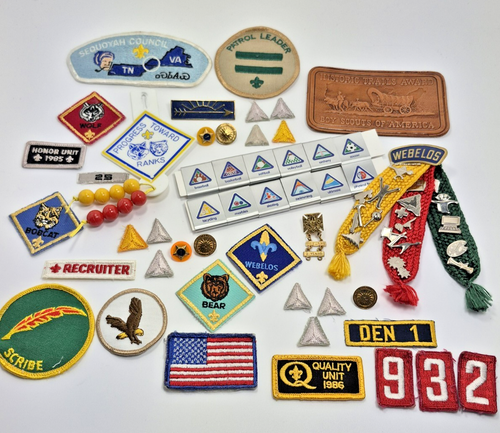 Boy Scouts of America Lot of Pins, Belt Loops, Patches Vintage BSA Collectibles - Picture 3 of 12