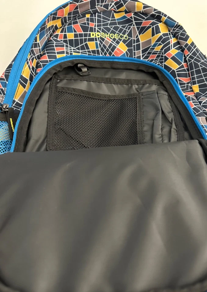 Mochila DC Shoes Co alça ajustável - Azul turquesa e múltipla nova sem etiquetas - Imagem 3 de 4