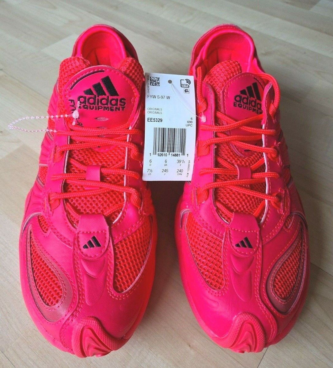 Adidas Originals FYWS-97 Torsion Women Size 7 Shock Red Lifestyle