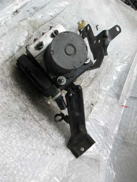 Bloc soupapes hydraulique Subaru Forester 2.0 16V X - 27601SA010 EJ201NWUAB