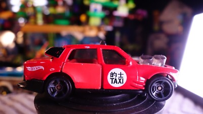 hot wheels 2015 time attaxi dhp23 toyota crown red loose