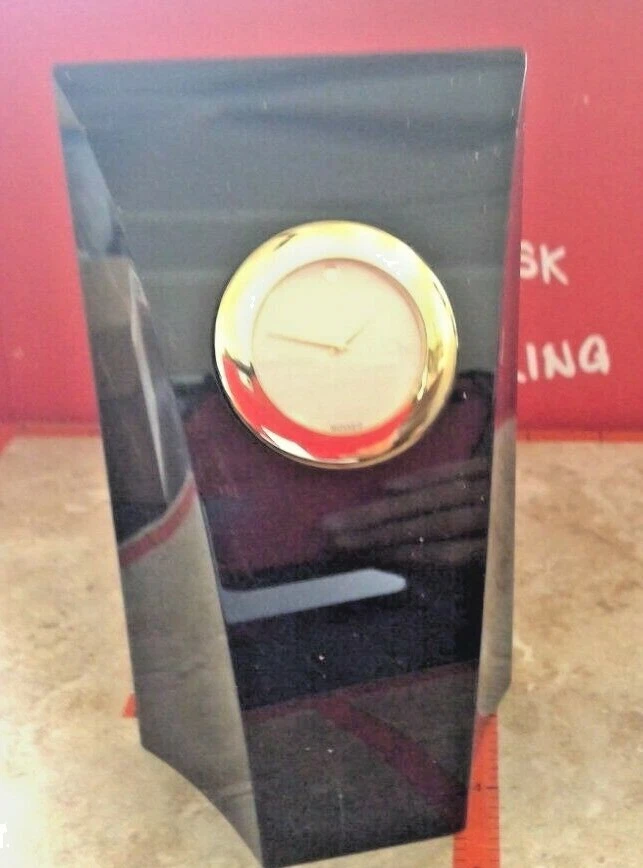 Reloj Movado AZUL IDIGINTE de Colección COLECCIÓN DE PIEDRAS PRECIOSAS RARO PRECIO DE VENTA SUGERIDO POR EL FABRICANTE $500 Foto 2 de 4