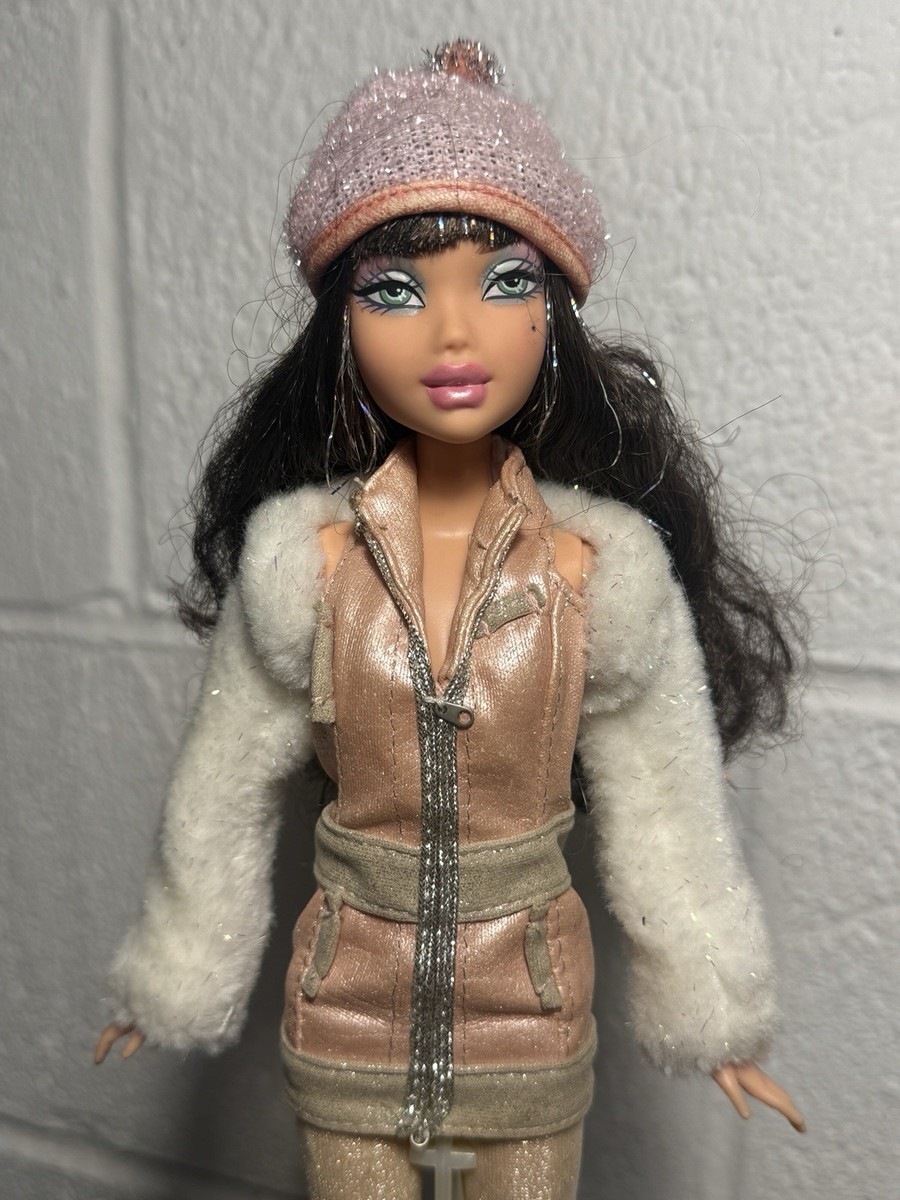 Blinged out Barbie core beanie. 1880 by Riley vintage clothing. Nwt! Barbie My Scene Icy Bling Chelsea Doll Sparkling Hair Rare  main image 4