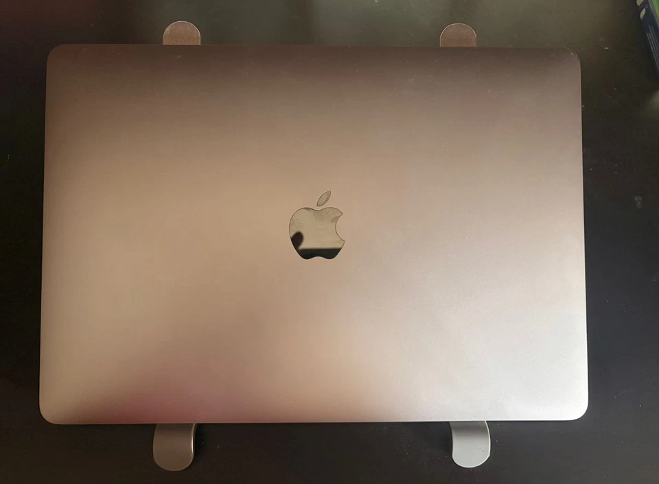 Apple MacBook Air 13.3" (128GB SSD), foto 4 di 5