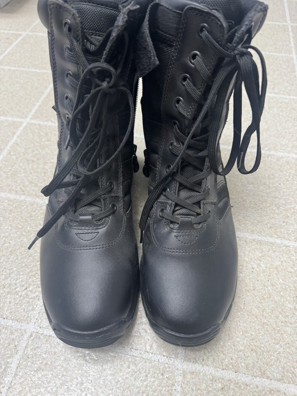 Magnum Men's Tactical Boots Black Solid Side Zip Wide Width US 9