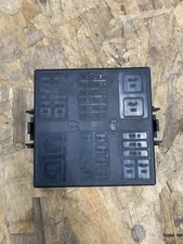 Fuse Box Cover Engine Fits 05-07 FORD F250 F350 6.0 Powerstroke e-6021-002