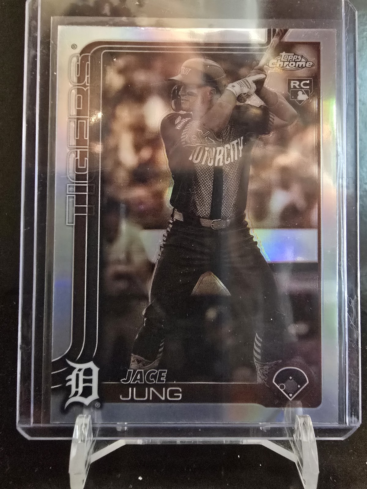 911179 - 2025 Topps Chrome - Jace Jung #225 Sepia Refractor (RC)