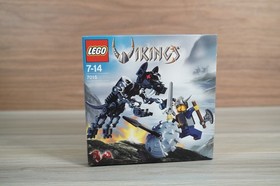 LEGO Vikings: Viking Warrior Challenges the Fenris Wolf (7015) NEW in BOX