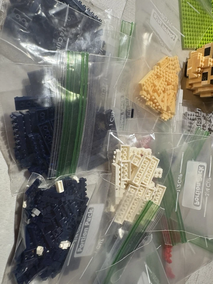 Lote de micro tijolos de construção estilo nanobloco – peças e cores mistas - Imagem 3 de 4