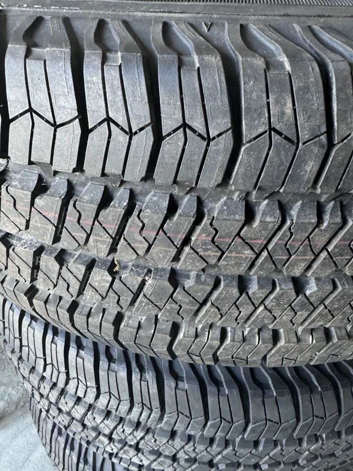 5 Spoke OEM Jk Jeep Wrangler Wheels And Tires NEW P255/75R17 Set of 5 ...