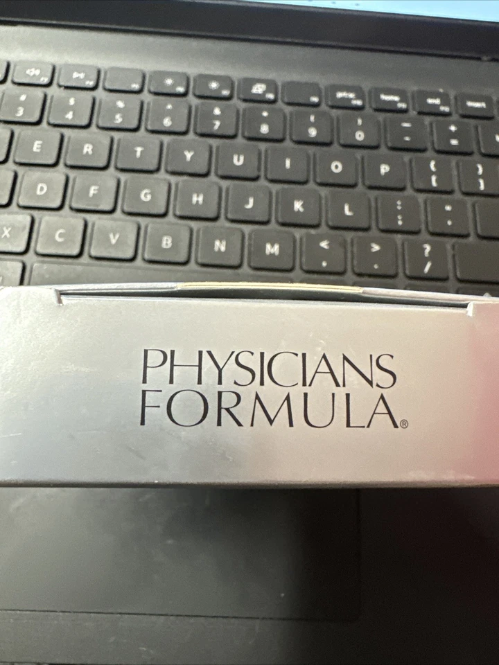 Physicians Formula Argan Wear Ultra-Nourishing Argan Oil Light Bronzer #6439 New - Image 3 of 4