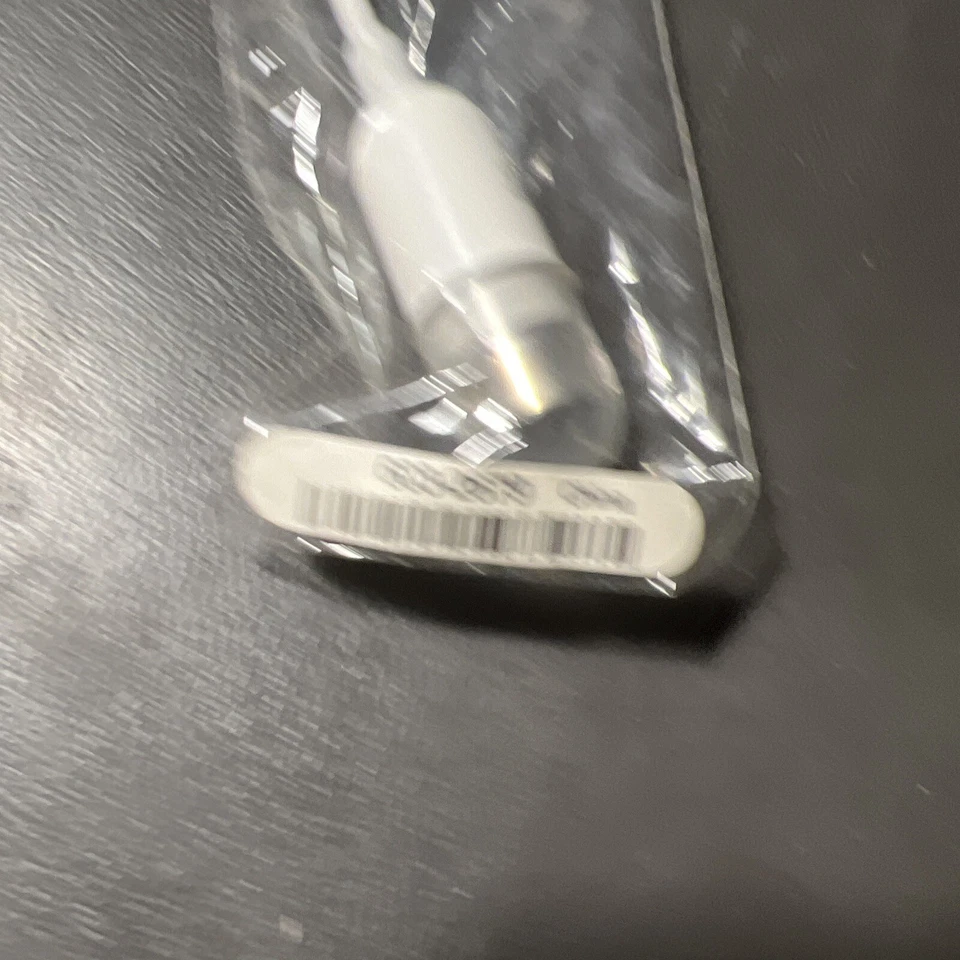 Cable adaptador de salida de TV compuesto Apple 603-2679 S-Video a RCA - Original OEM NOS Foto 2 de 4